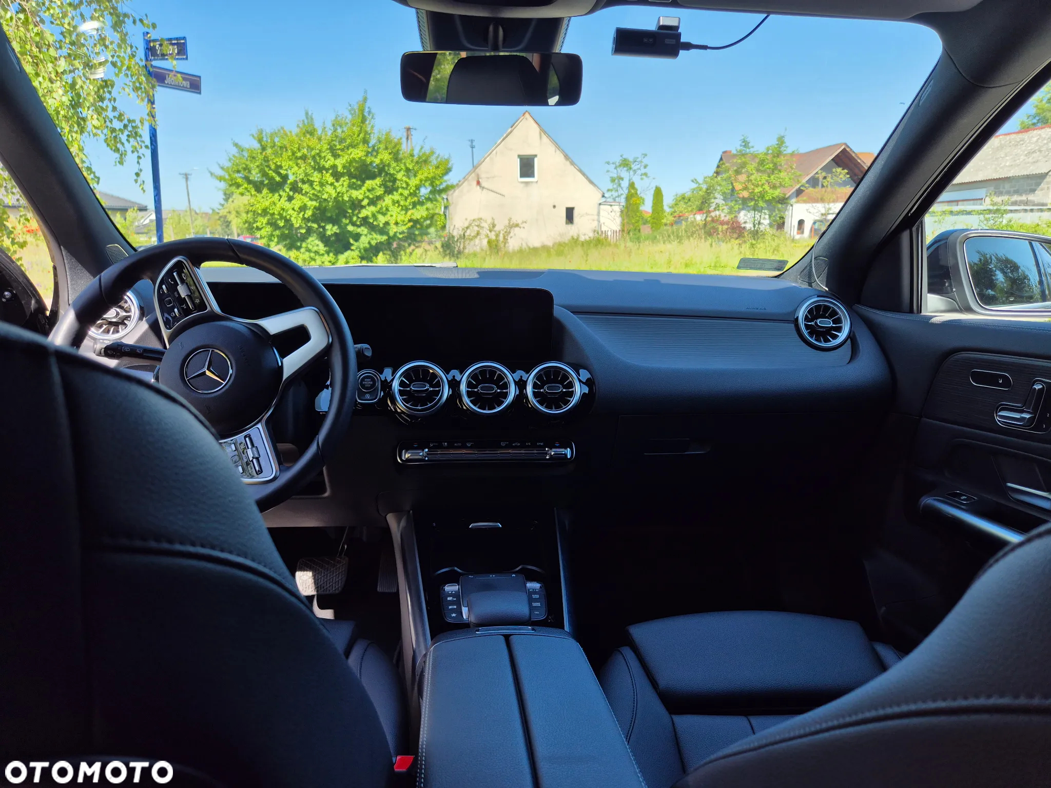 Mercedes-Benz GLA 200 Business Edition - 13