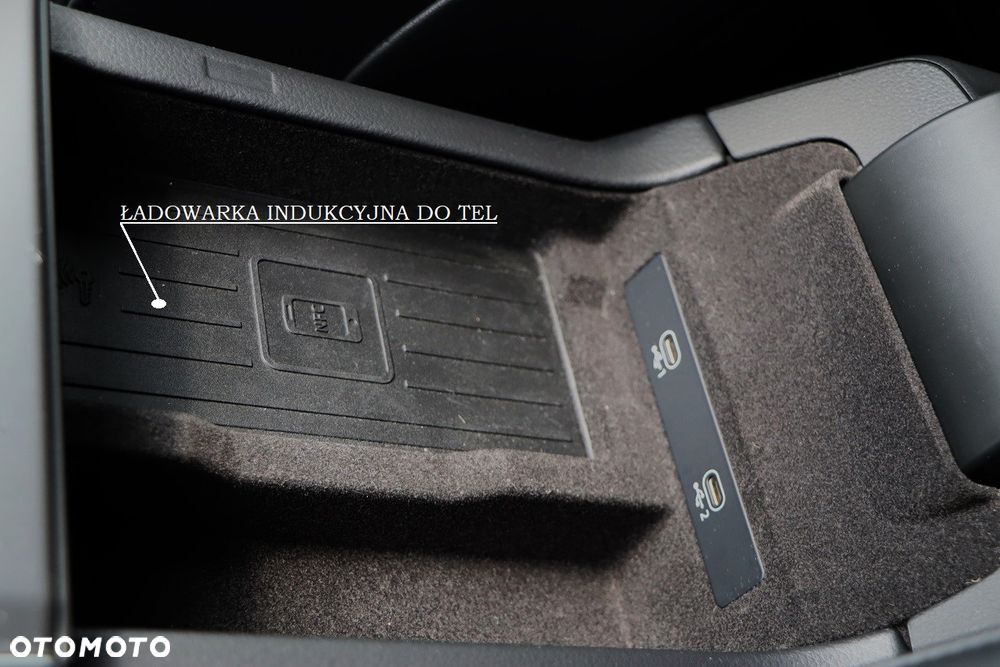 Audi A6 Avant e-hybrid quattro 270 kW edition one - 32