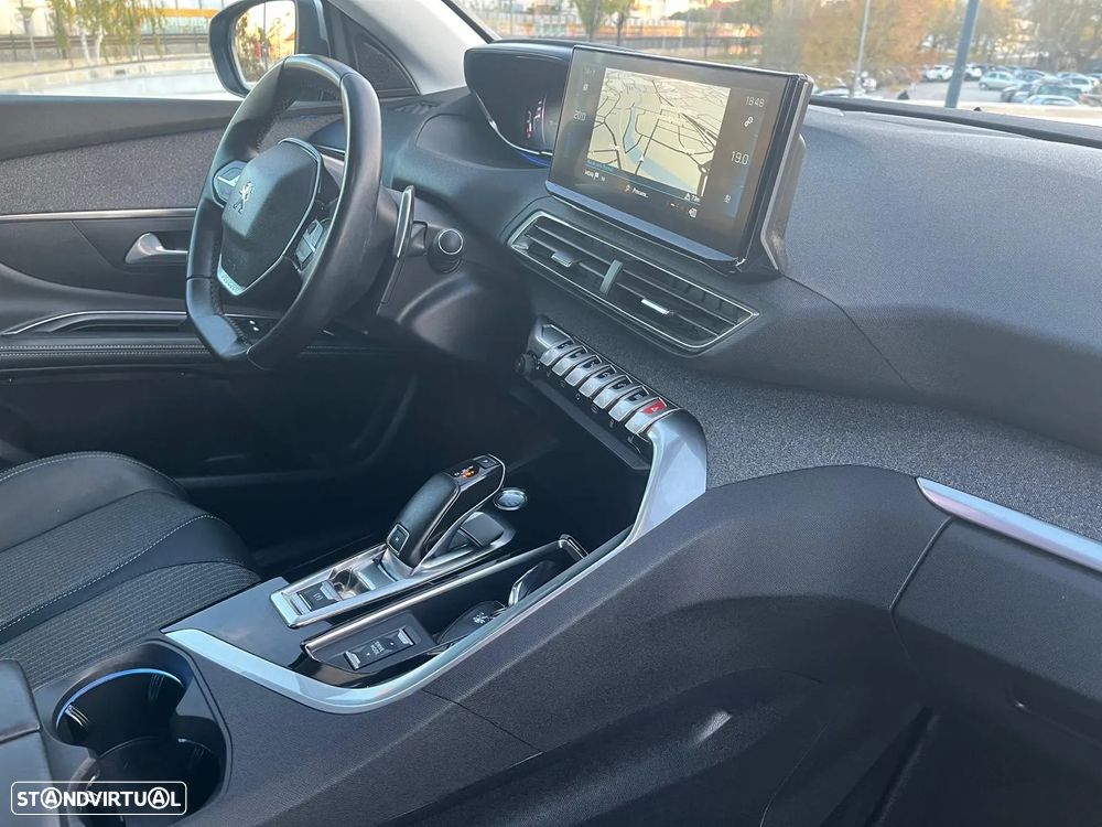 Peugeot 5008 BlueHDI 130 EAT8 Allure - 16