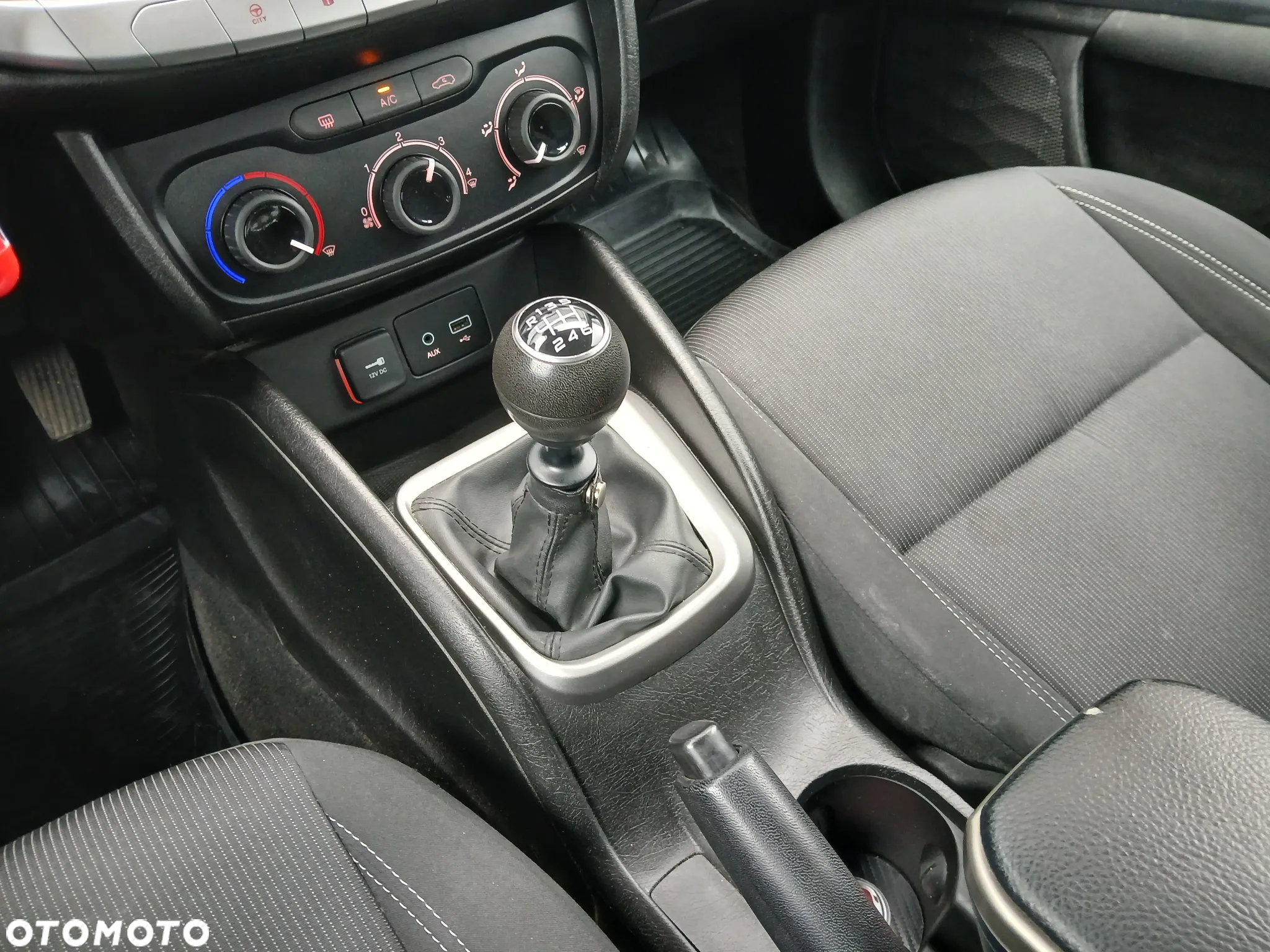 Fiat Tipo 1.4 T-Jet 16v Pop - 16