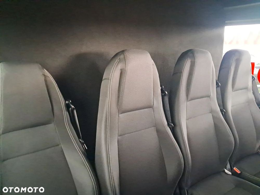 Toyota Proace MAX - 17