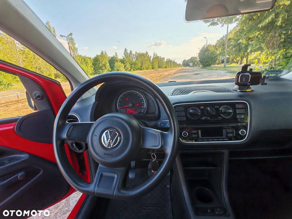 Volkswagen up! 1.0 Take - 26
