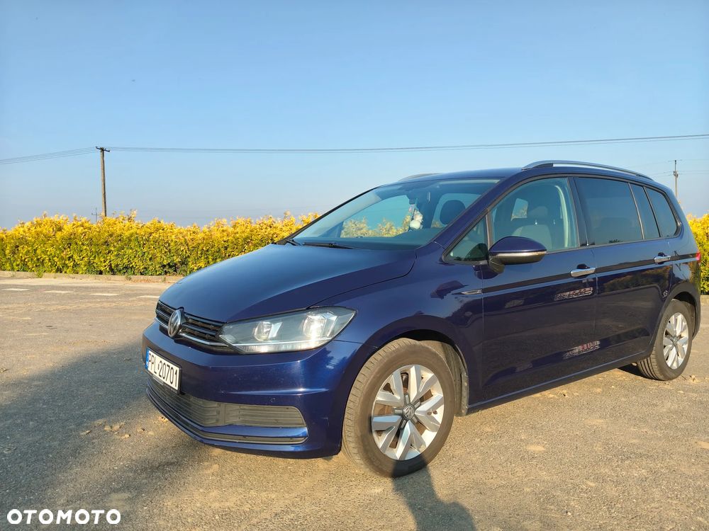 Volkswagen Touran - 8