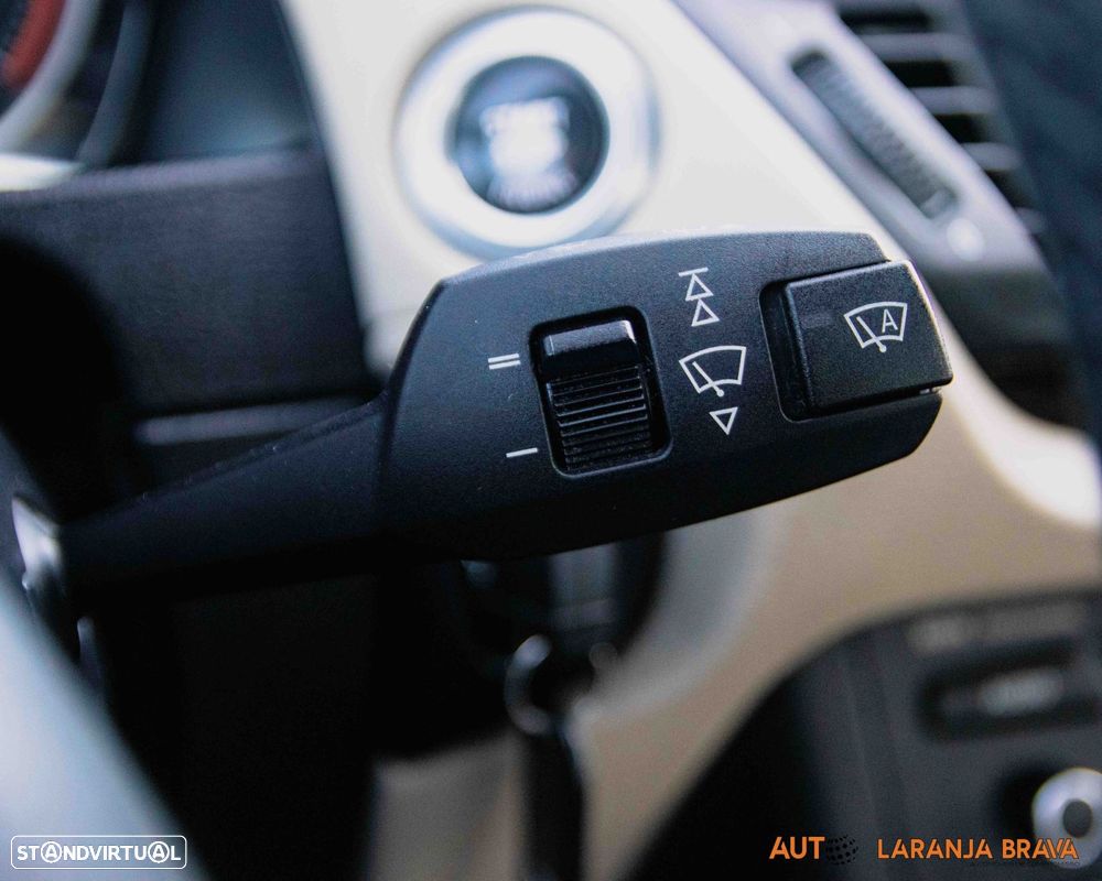 BMW X1 18 d sDrive - 28