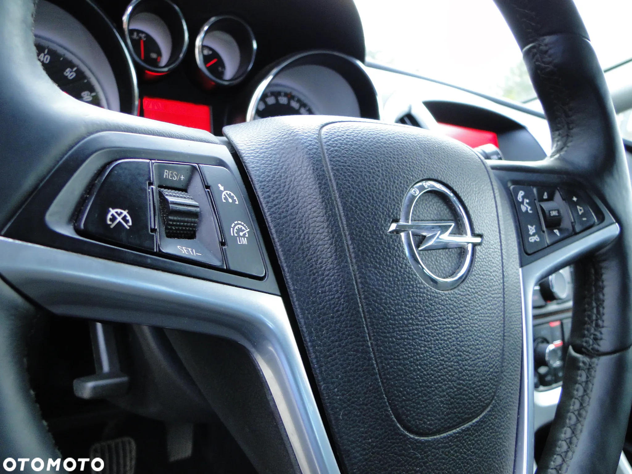 Opel Astra - 20