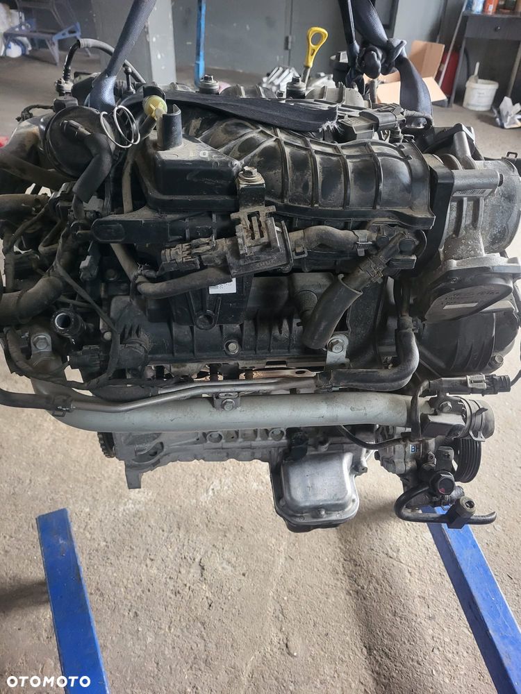 Hyundai Genesis silnik kompletny 3.8 oznaczenie g6da - 6
