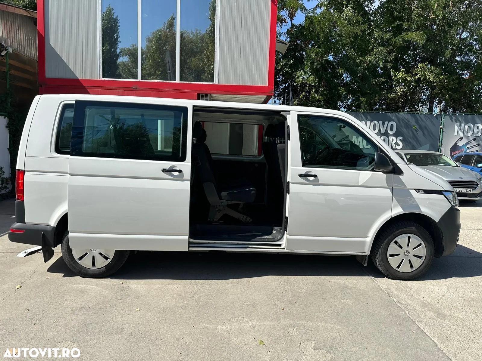 Volkswagen Transporter Sasiu CD T6.1 2.0 TDI 81 kW LR - 5