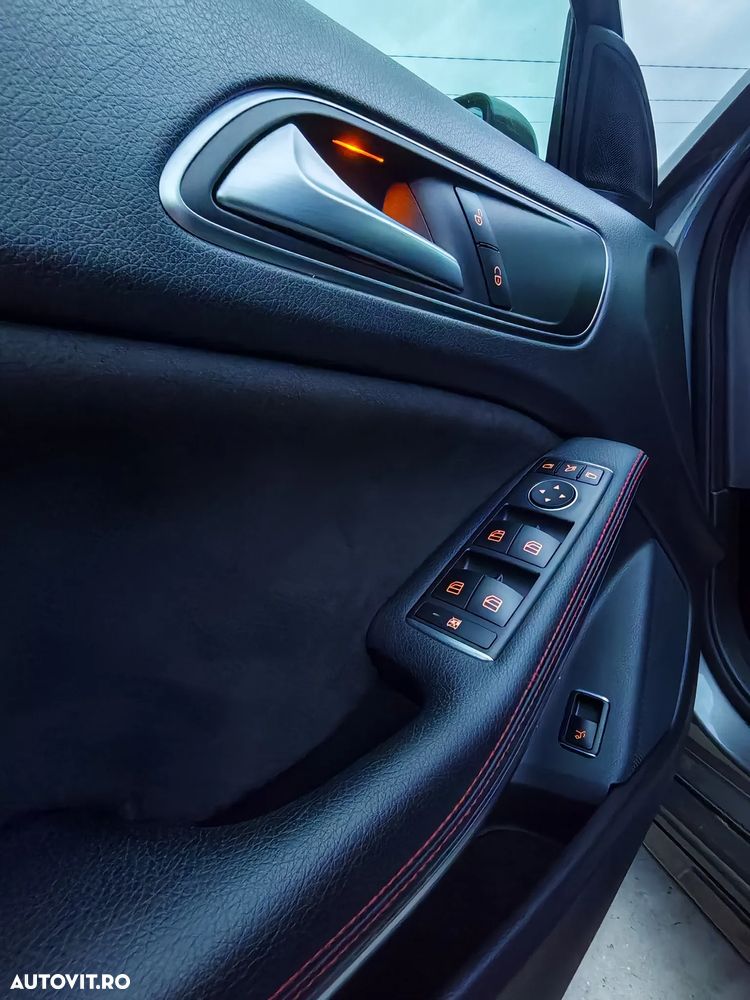 Mercedes-Benz GLA 200 7G-DCT AMG Line - 9