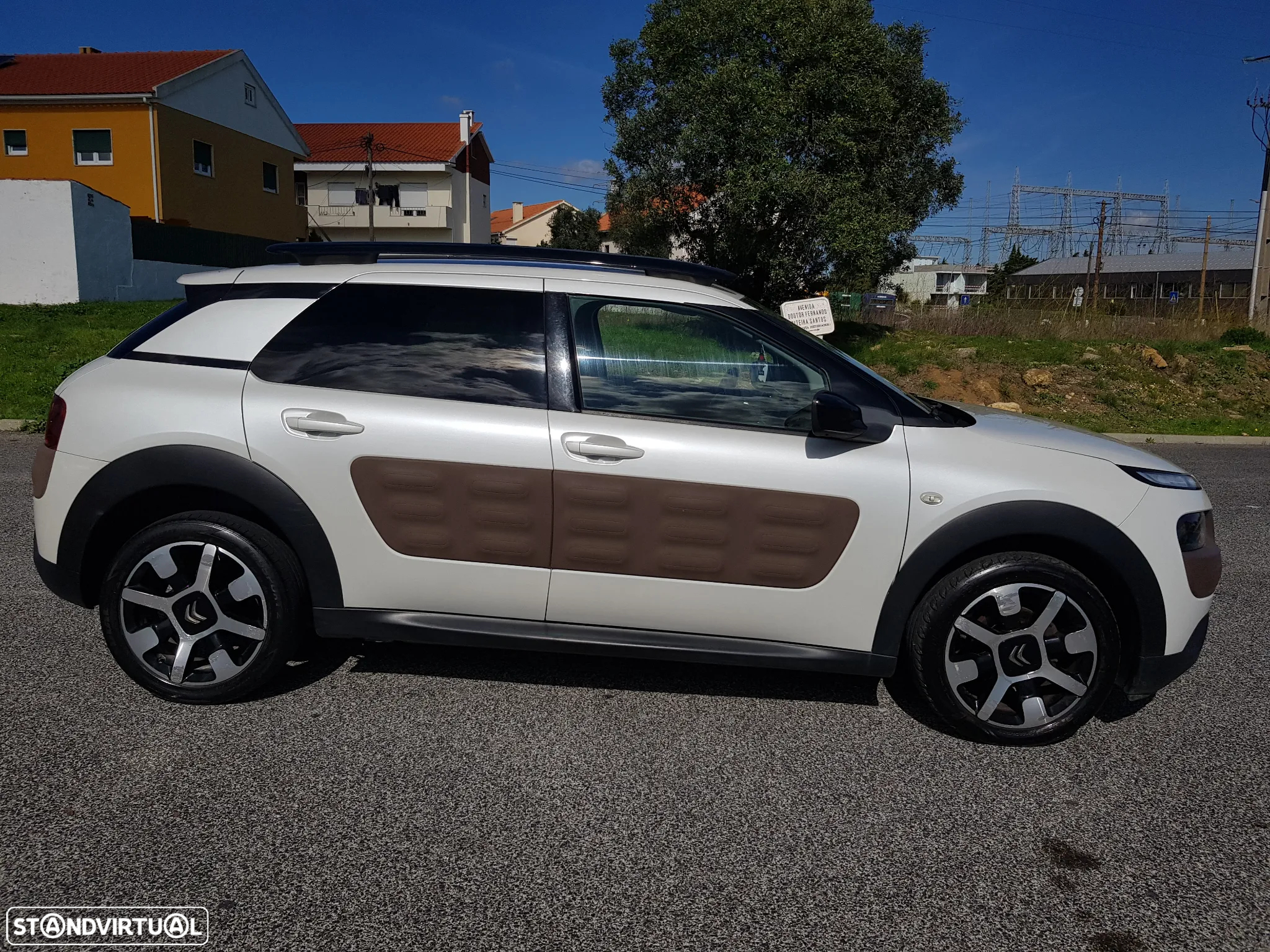Citroën C4 Cactus 1.6 e-HDi Feel J17 ETG6 - 12