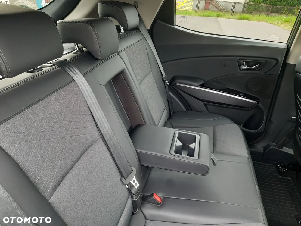 SsangYong/KGM Tivoli 1.5 T-GDI Sapphire - 27