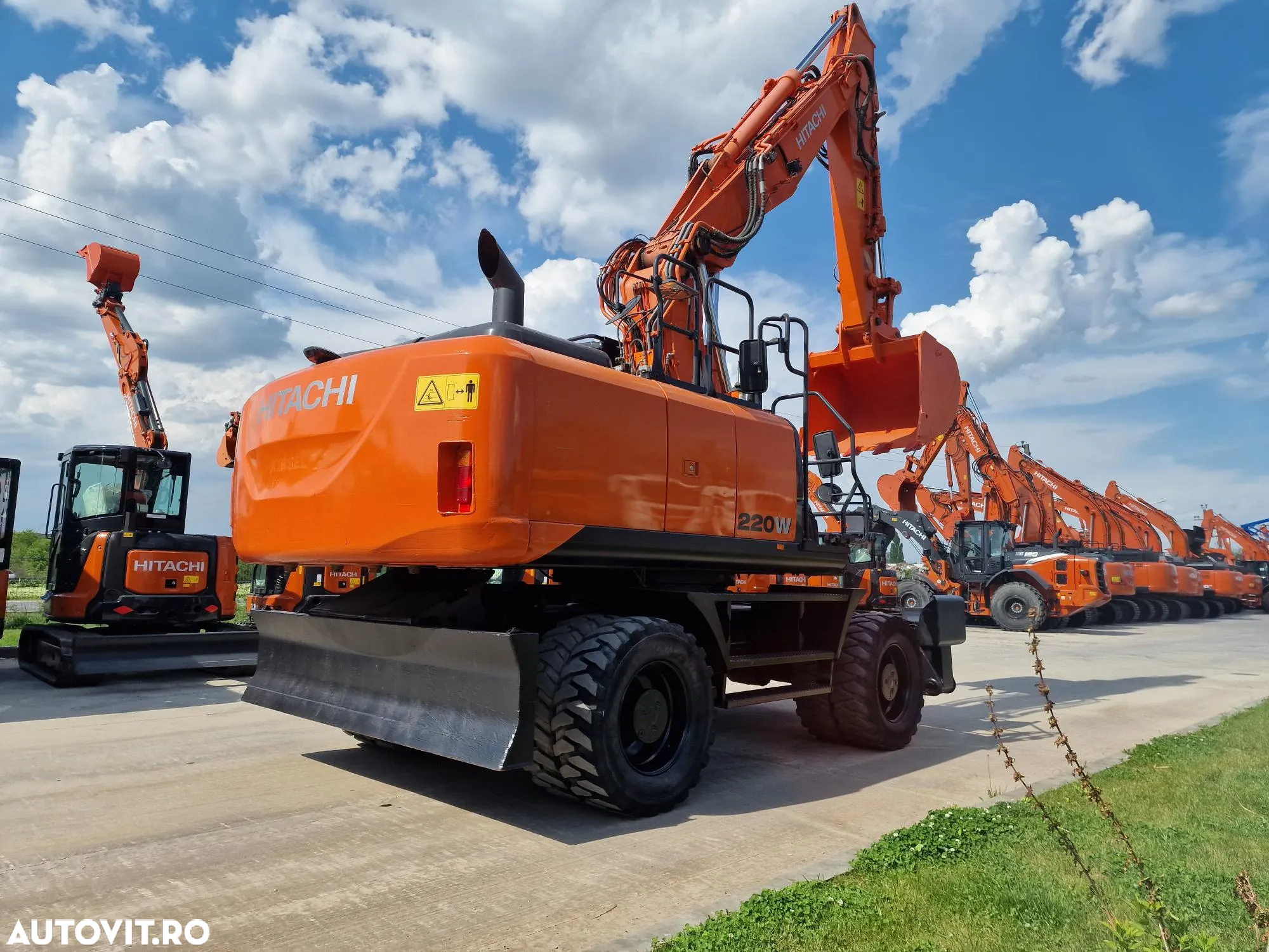 Hitachi ZX220W-6, 22tone, 2019, 4.844h, Cupa NOUA 1,3mc, LAMA si CALE, 3 BRATE excavare, Inst picon, a doua inst hidr, Gresare automata, posibilitate leassing 4 ani, CA NOU, PROMOTIE 109.900 EUR+Tva - 23