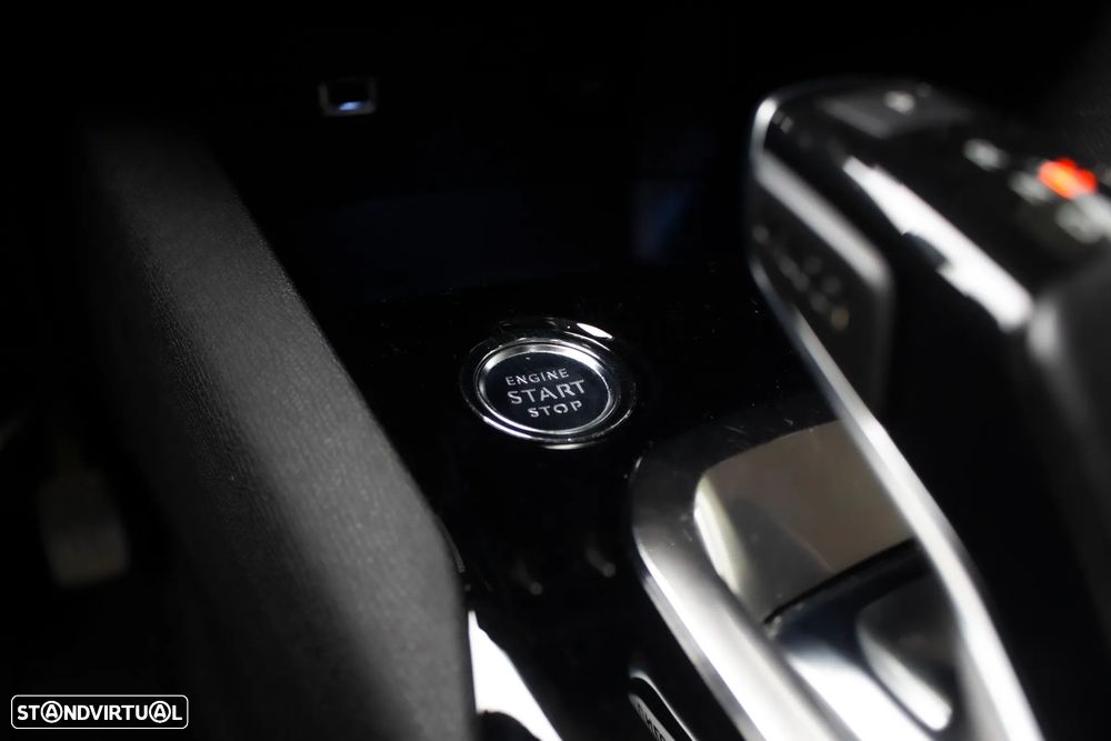 Peugeot 3008 1.6 Hybrid Allure e-EAT8 - 22