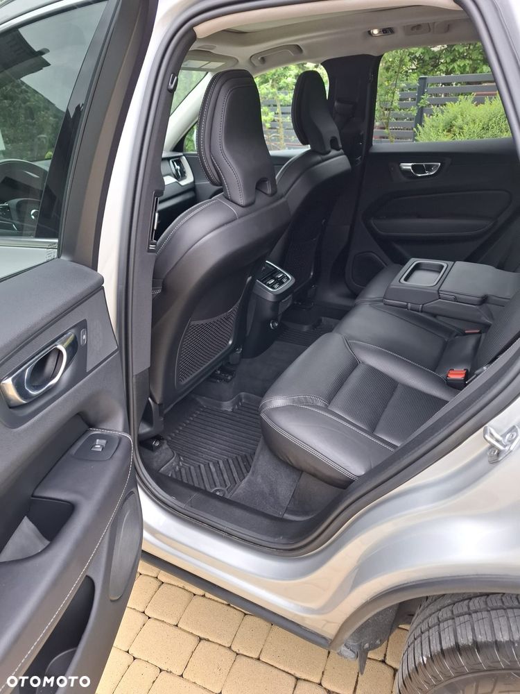 Volvo XC 60 T6 AWD Inscription - 12