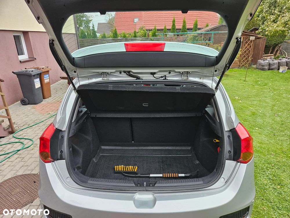 Kia Ceed Cee'd 1.6 CRDi S - 10