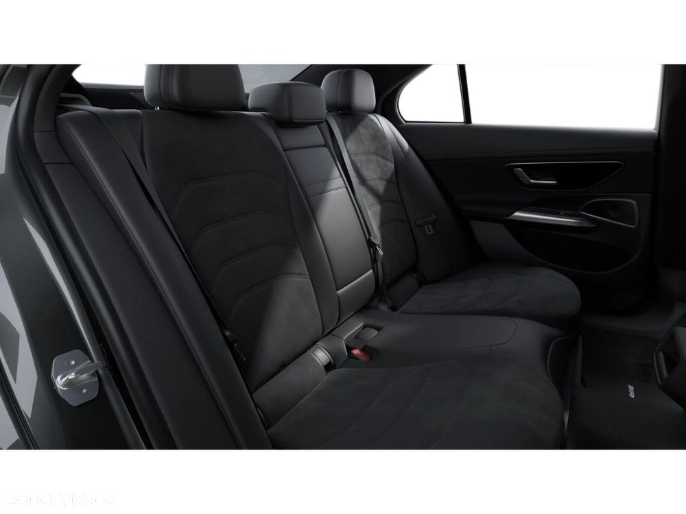 Mercedes-Benz Klasa E 220 d mHEV 4-Matic AMG 9G-Tronic - 10