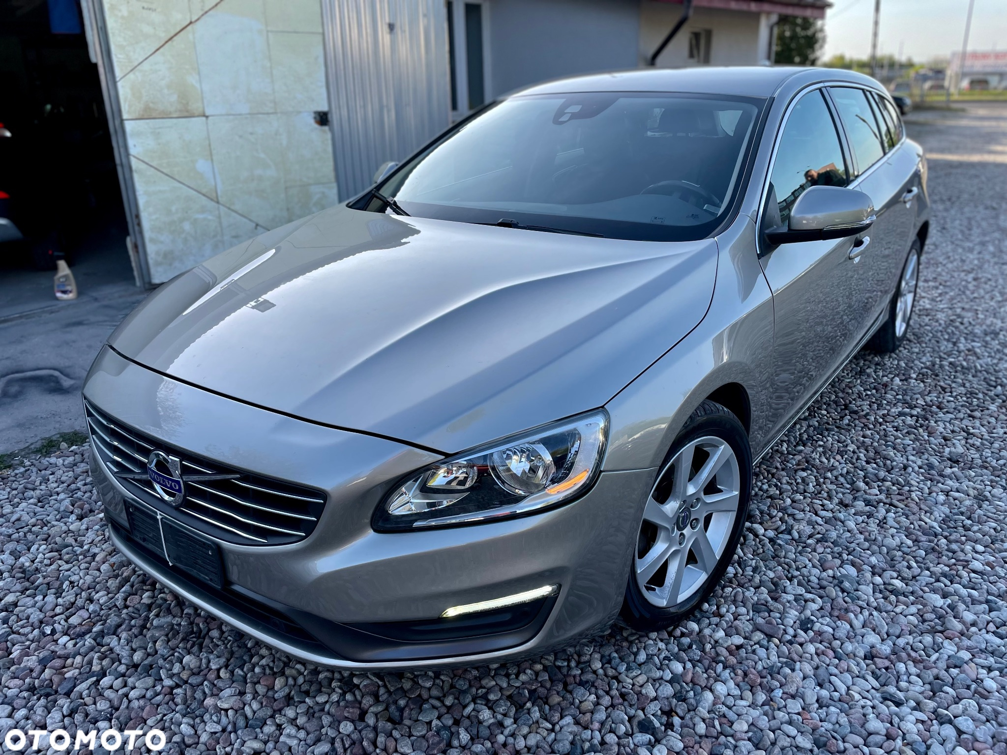 Volvo V60 D3 Geartronic Momentum - 5