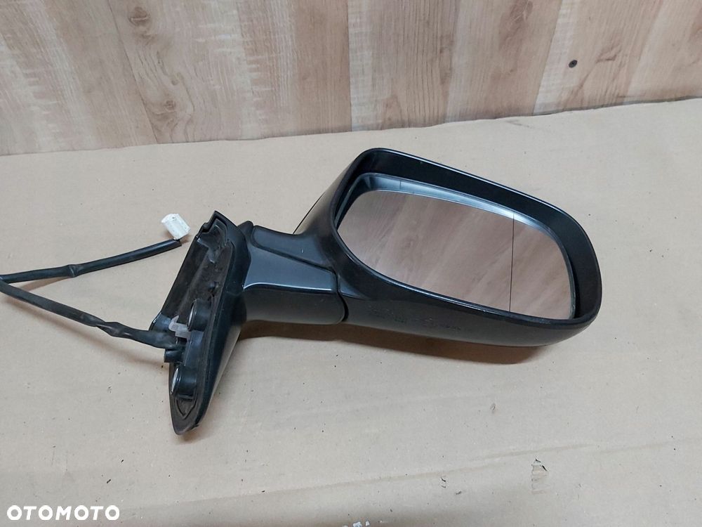 Toyota Auris I LIFT lusterko PRAWE obudowa 3pin UK RHD - 3