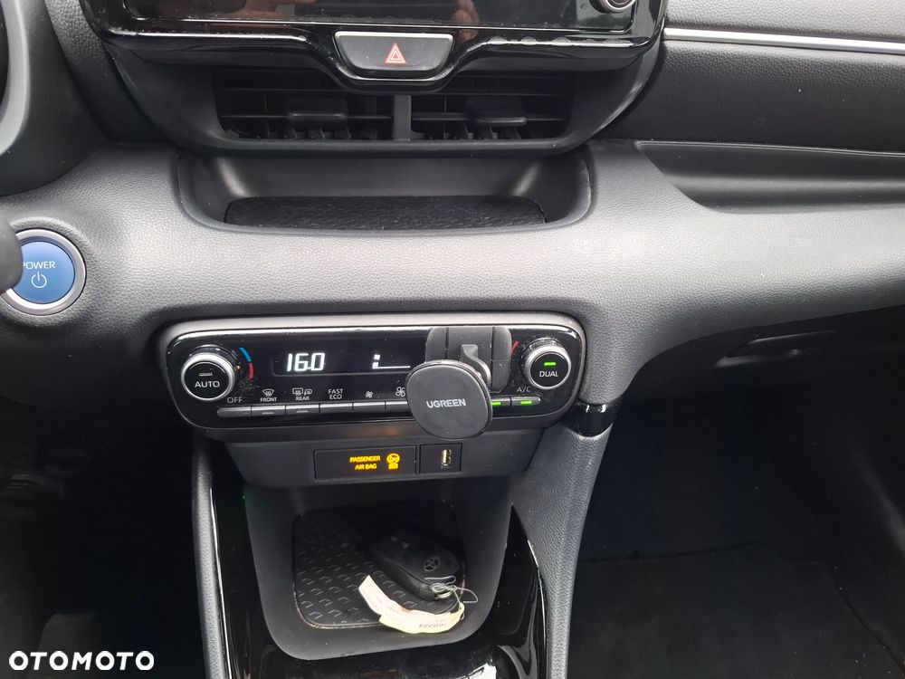 Toyota Yaris 1.5 VVT-i Premiere Edition - 22