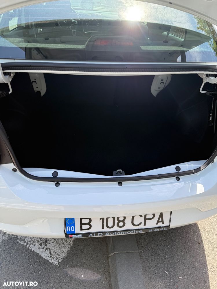Dacia Logan 1.5 Blue dCi Laureate - 6