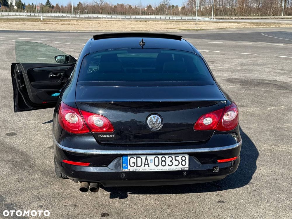 Volkswagen Passat CC - 13