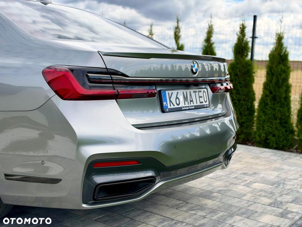 BMW Seria 7 750Ld xDrive sport - 19