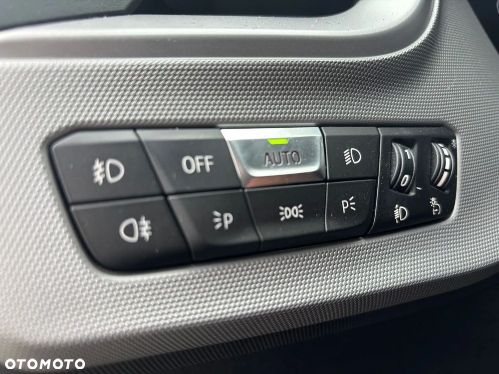 BMW Seria 1 118i Advantage - 7