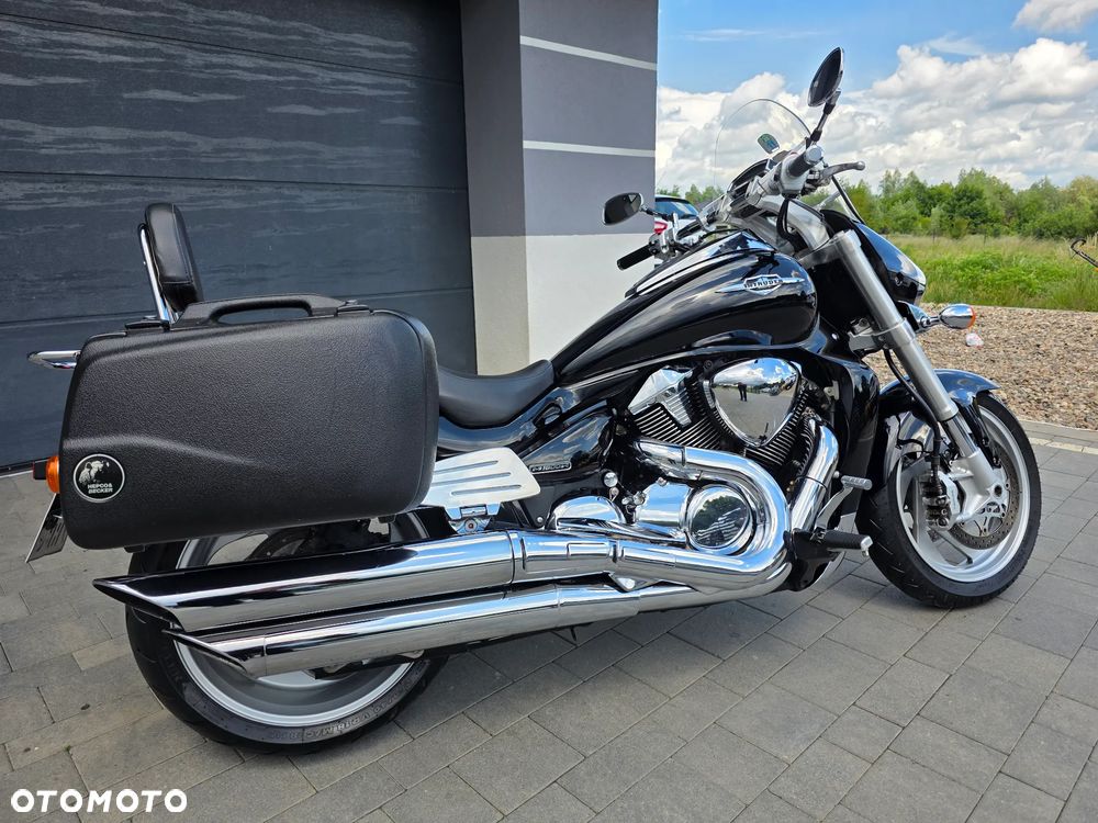 Suzuki Intruder - 9
