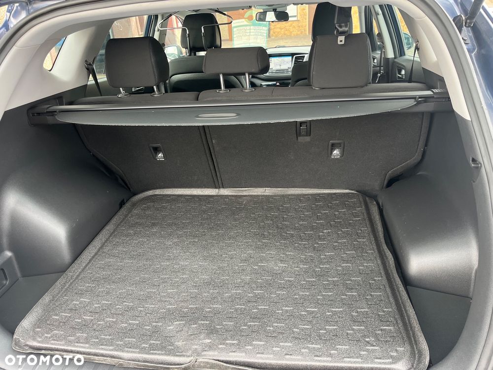Hyundai Tucson 1.6 Turbo 2WD Navi - 25