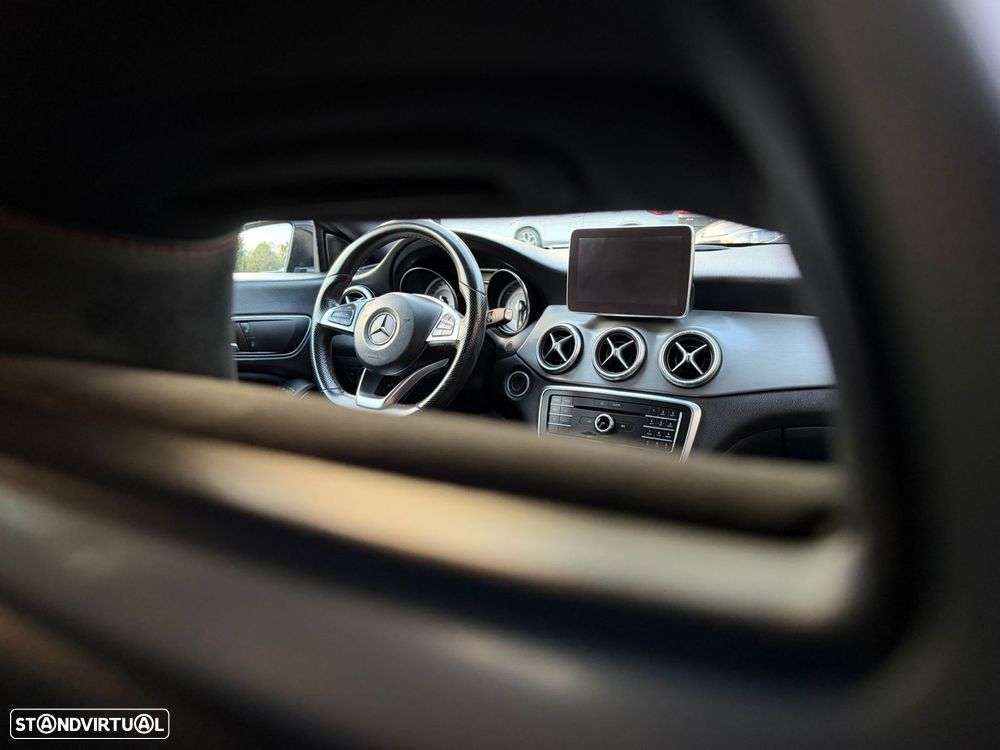 Mercedes-Benz CLA 200 - 11