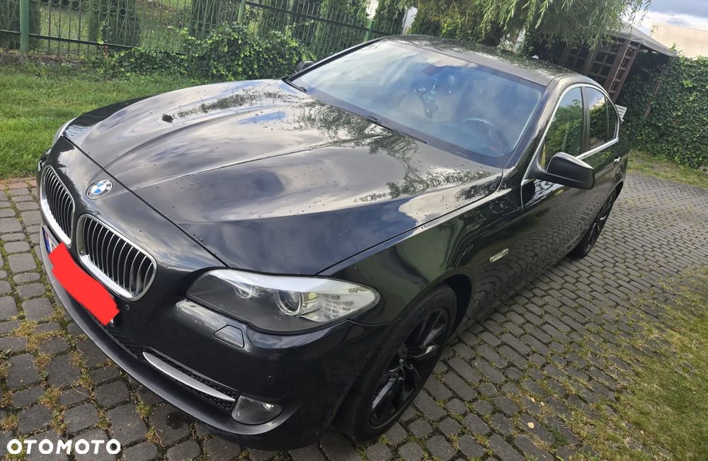 BMW Seria 5 520d Touring - 13