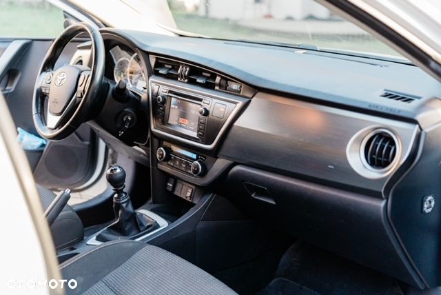 Toyota Auris 1.4 D-4D Comfort - 12