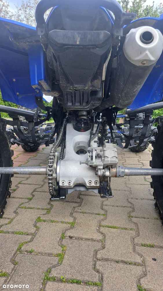 Yamaha YFZ - 8