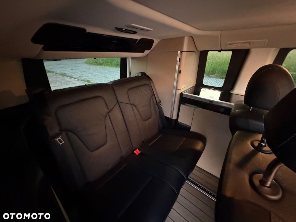 Mercedes-Benz V klasa MARCO POLO - 13
