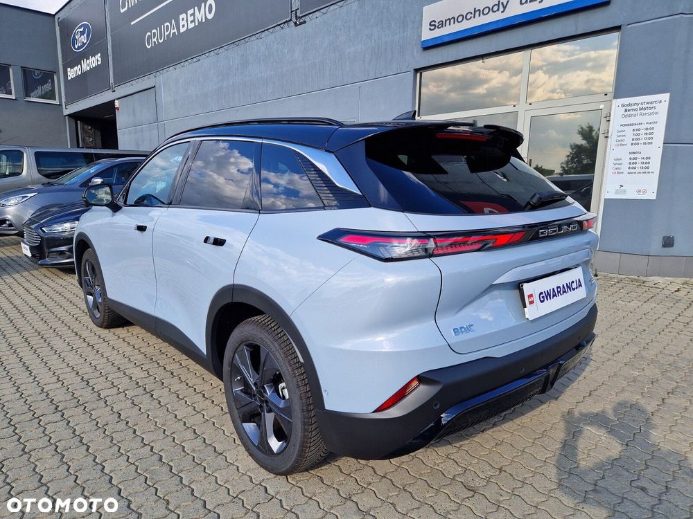 BAIC 5 - 5