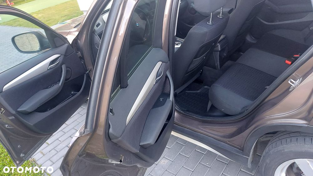 BMW X1 xDrive20d - 8