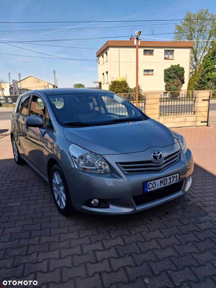 Toyota Verso - 7