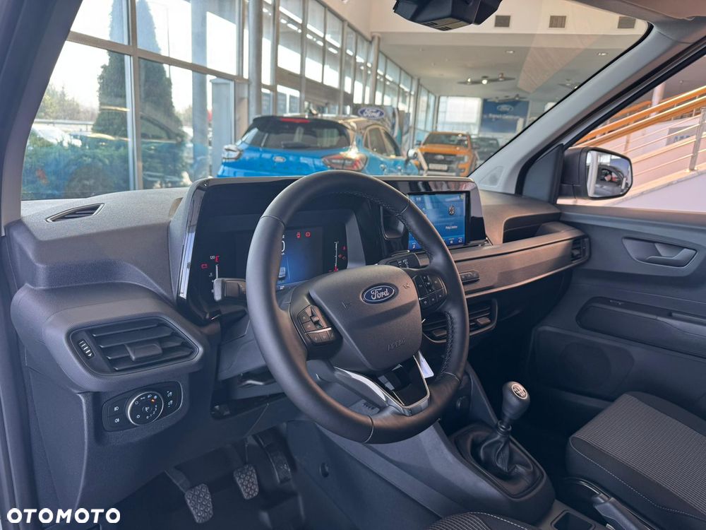 Ford Transit Courier - 7