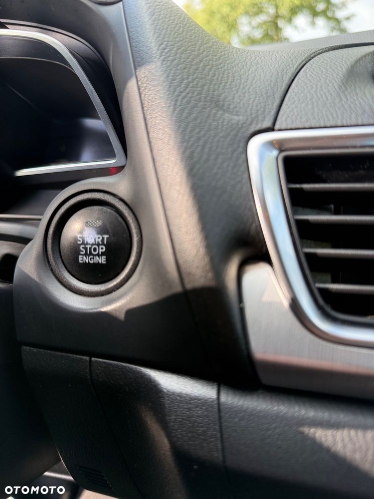 Mazda 3 - 18