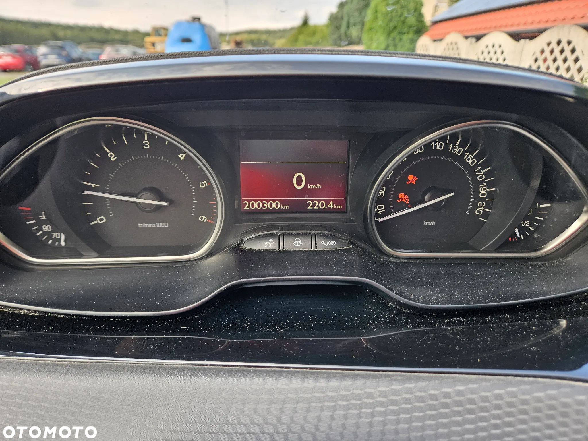 Peugeot 2008 1.6 BlueHDi Allure - 17