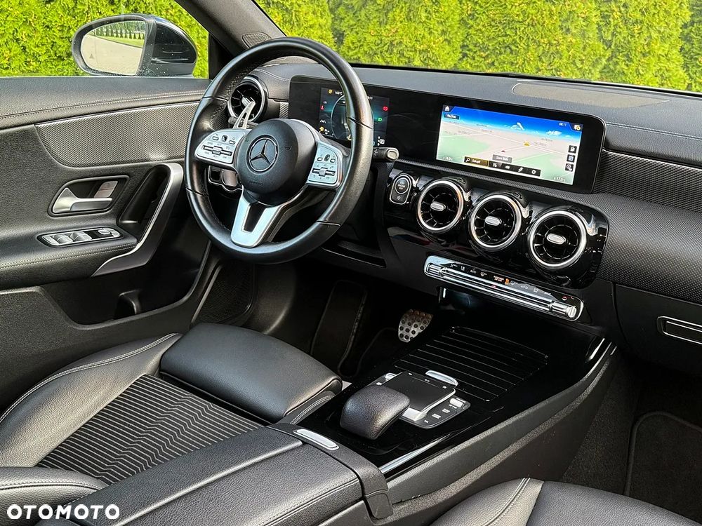 Mercedes-Benz CLA 180 d 8G-DCT AMG Line - 15