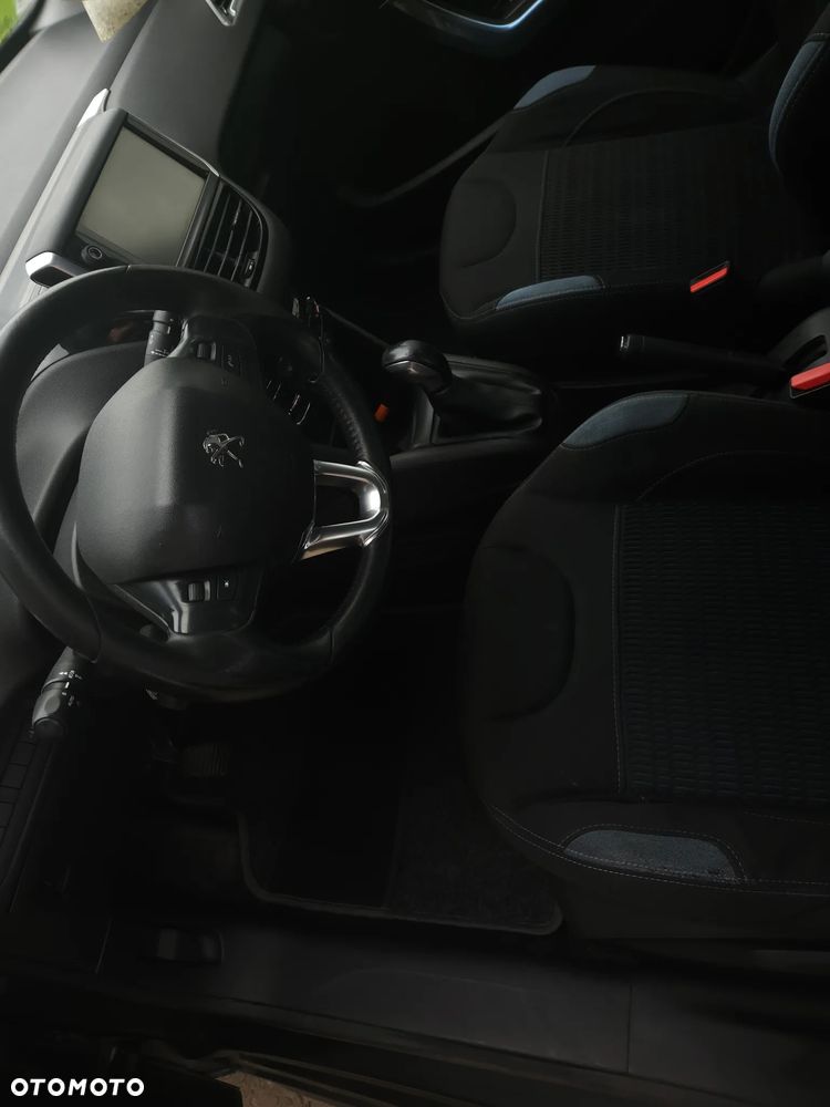 Peugeot 208 1.2 VTi Allure - 14