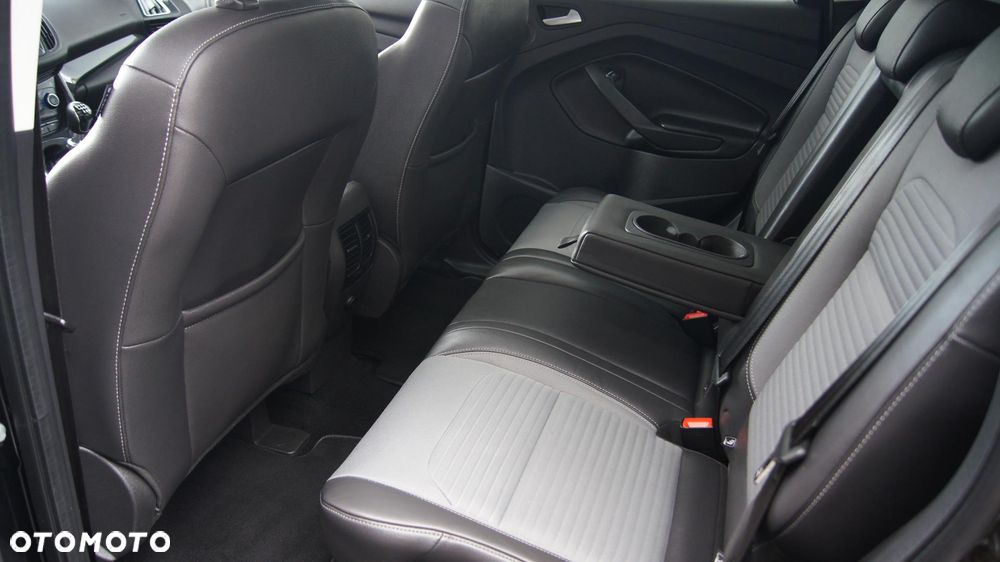 Ford Kuga 2.0 TDCi 4WD Titanium Plus - 16