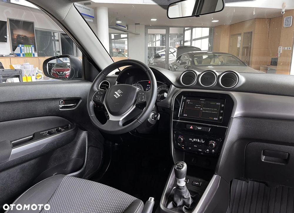 Suzuki Vitara 1.4 Boosterjet XLED 2WD - 25