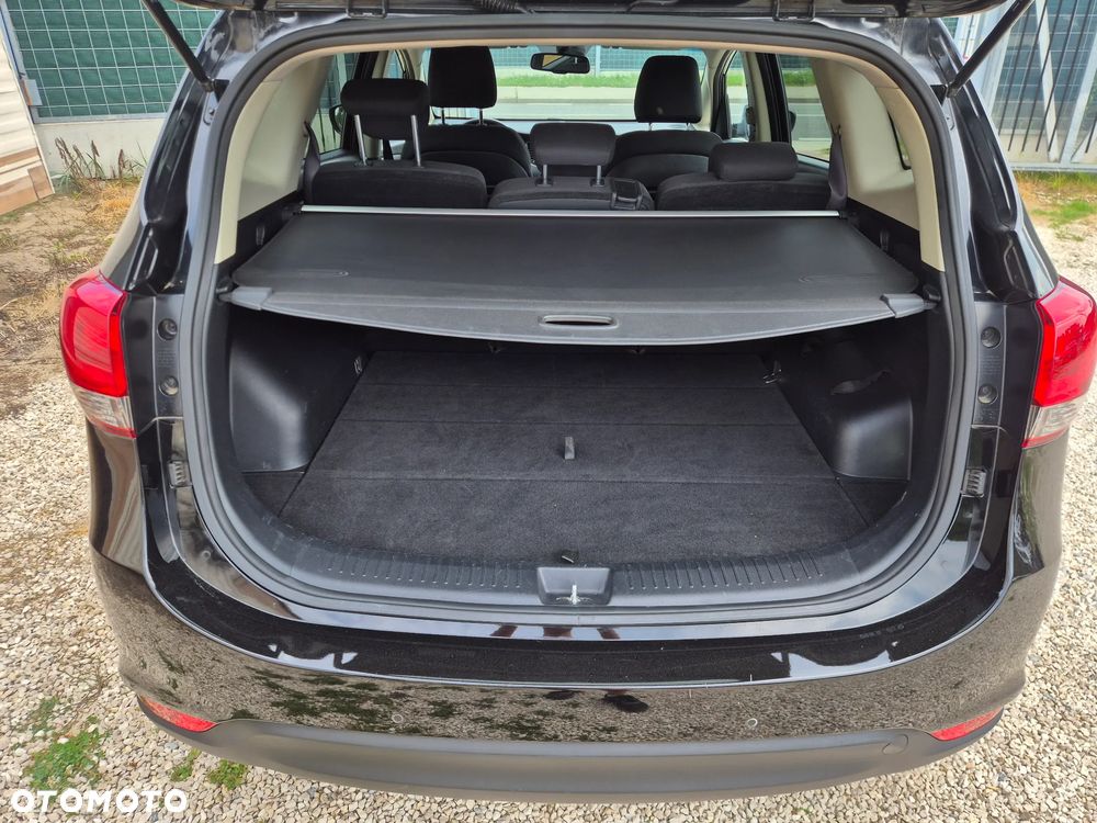 Kia Carens 1.7 CRDi 141 UEFA EURO 2016 - 22
