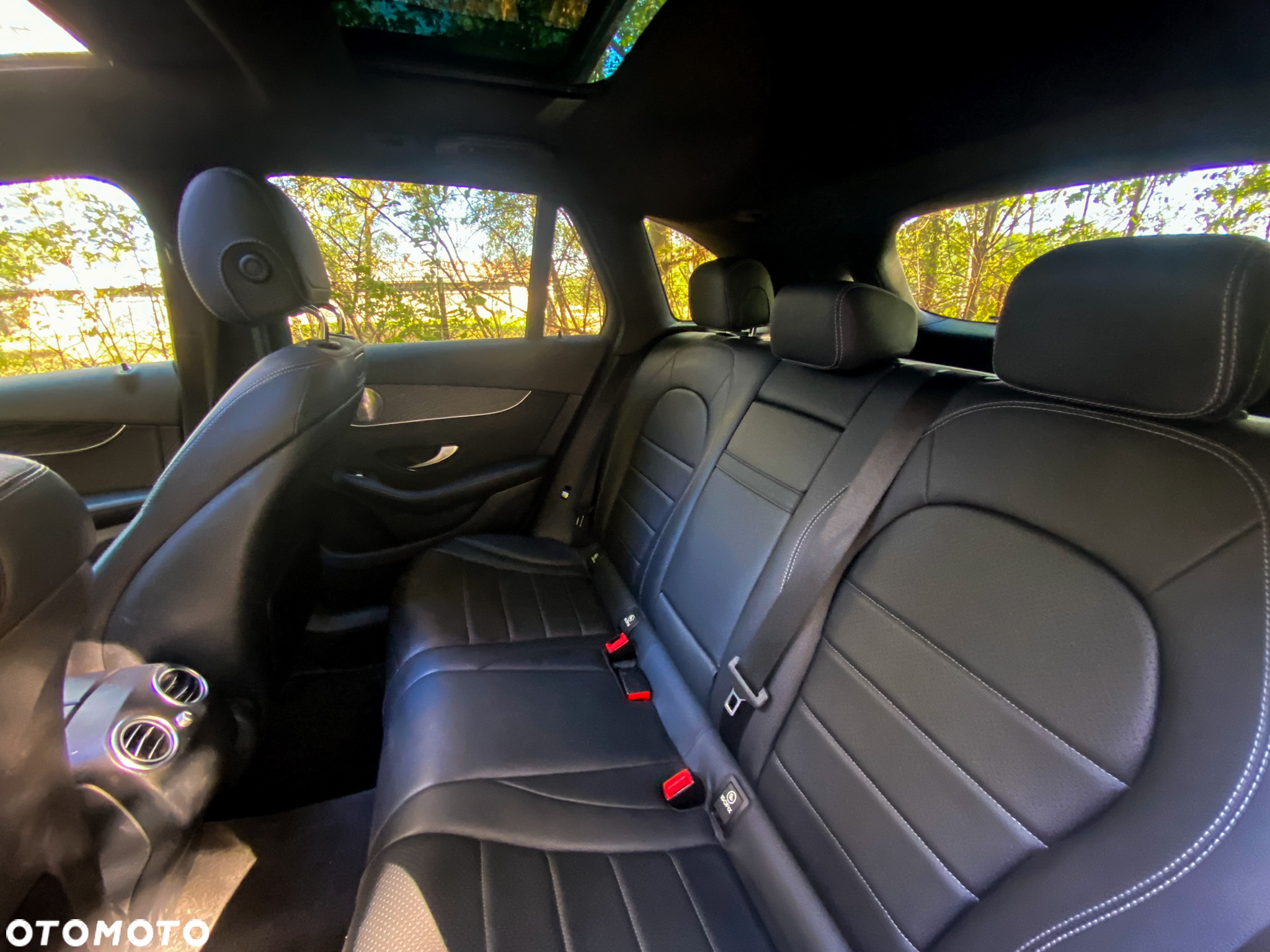 Mercedes-Benz GLC 300 4Matic 9G-TRONIC - 15