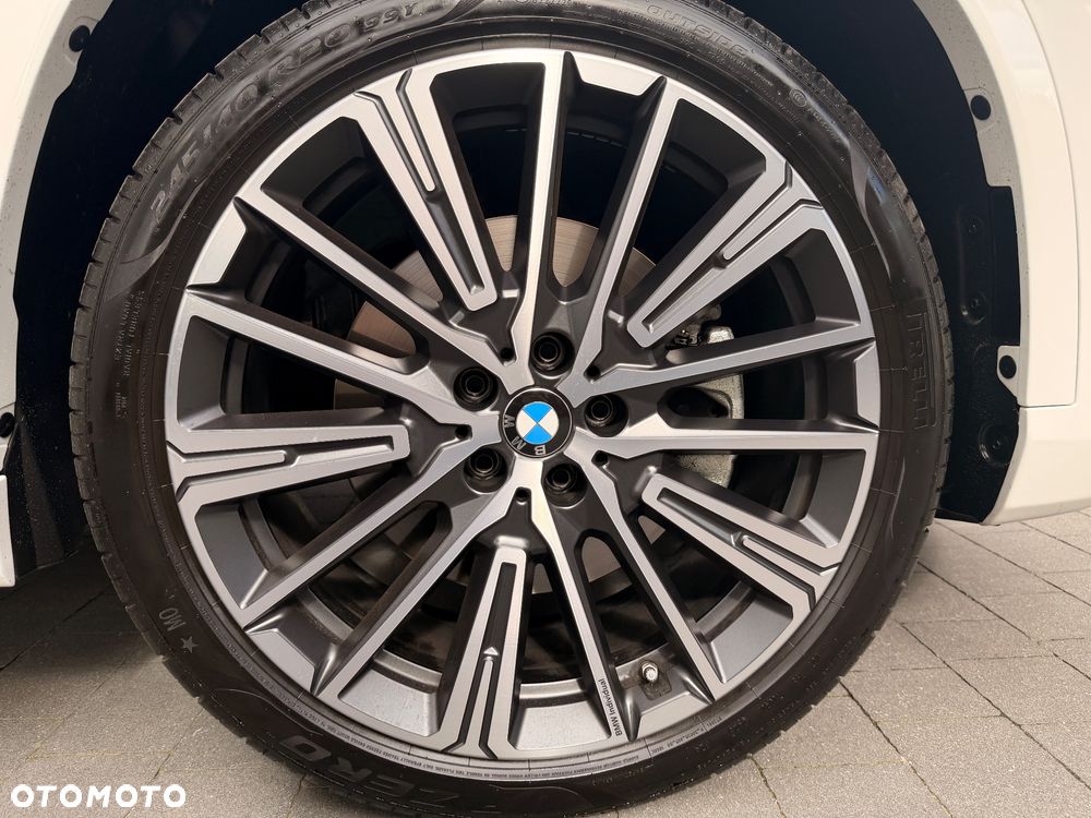 BMW X1 - 22