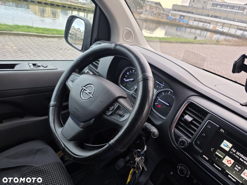 Opel vivaro - 9