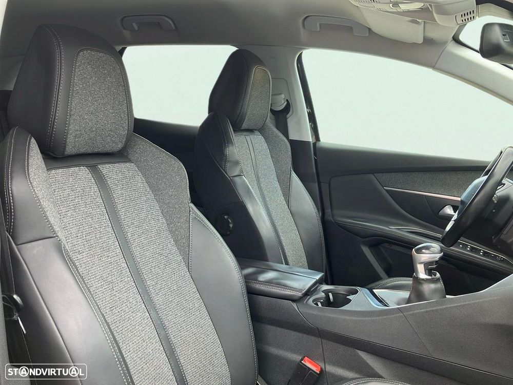 Peugeot 3008 1.2 PureTech Allure - 14