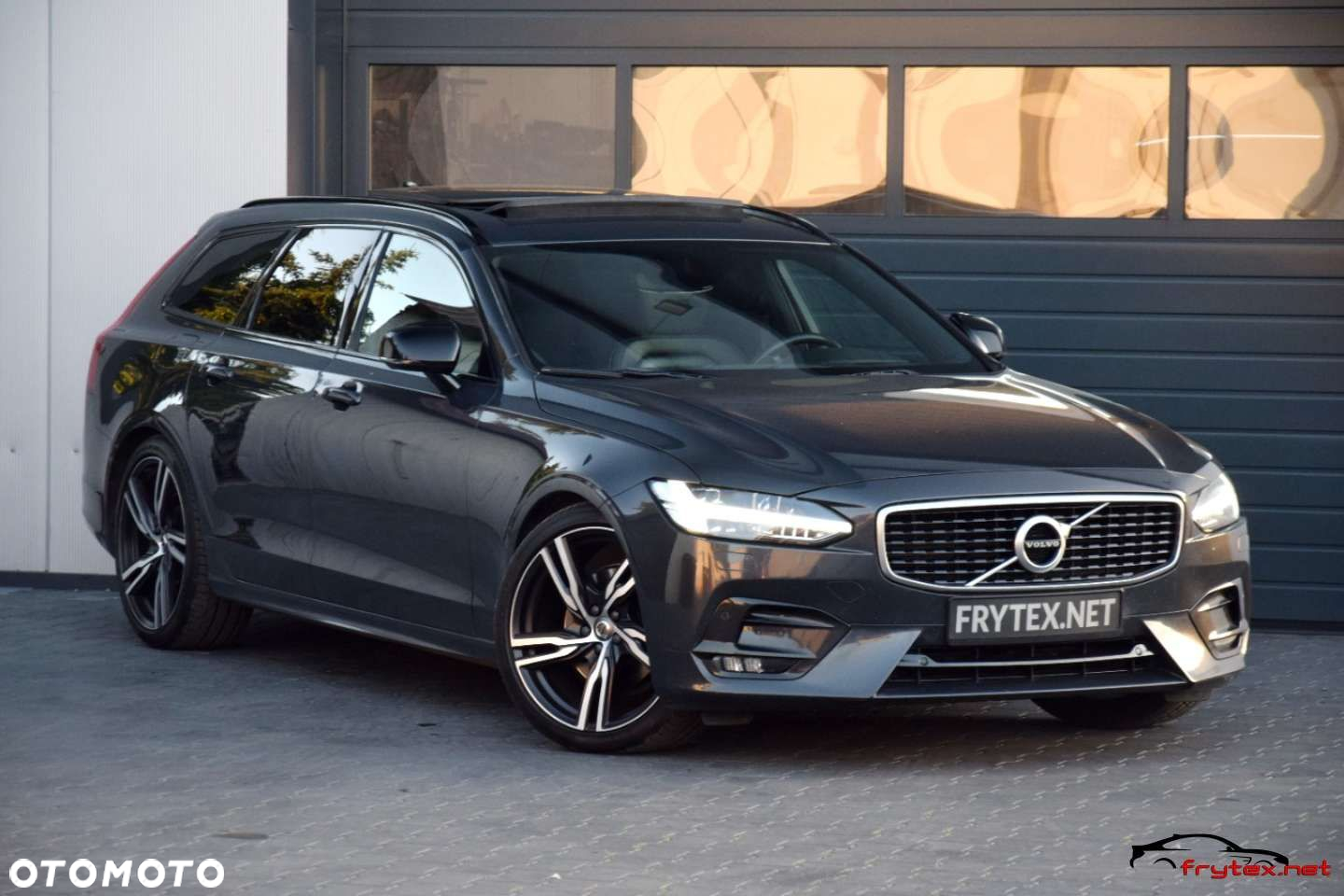 Volvo V90 - 2