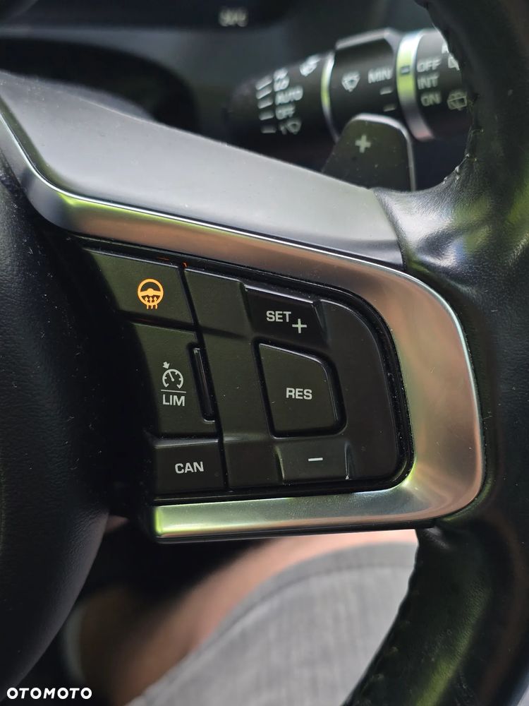 Jaguar F-Pace 2.0 i4D AWD Prestige - 32